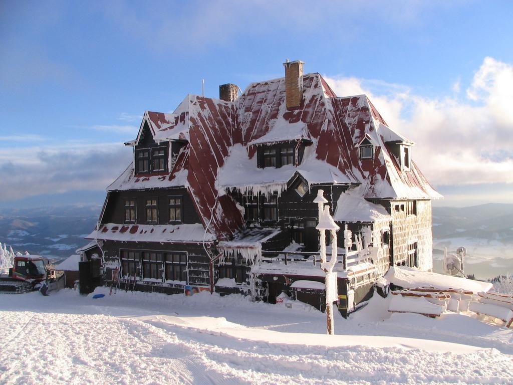 Hotel Radegast Dolni Becva Exterior photo